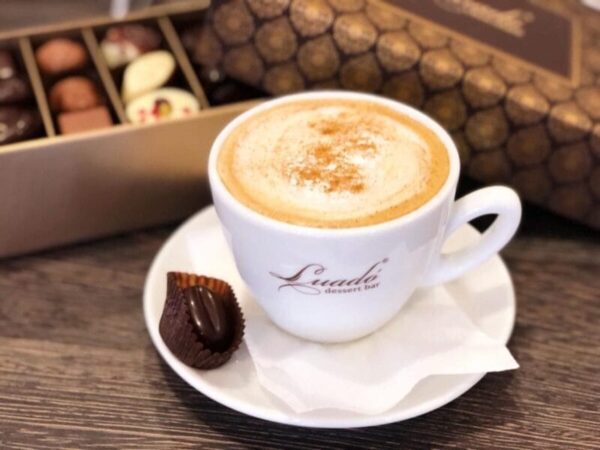 Cappuccino, 130ml - cu o pralină Luado