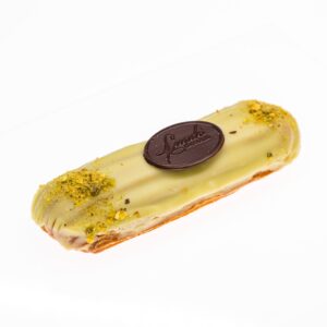 Éclair artizanal cu fistic